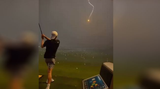 Milyonda bir olay: Havadaki golf topuna yıldırım çarptı