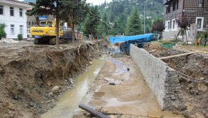 Minder Deresi'nin üzeri açılarak yatağı genişletildi