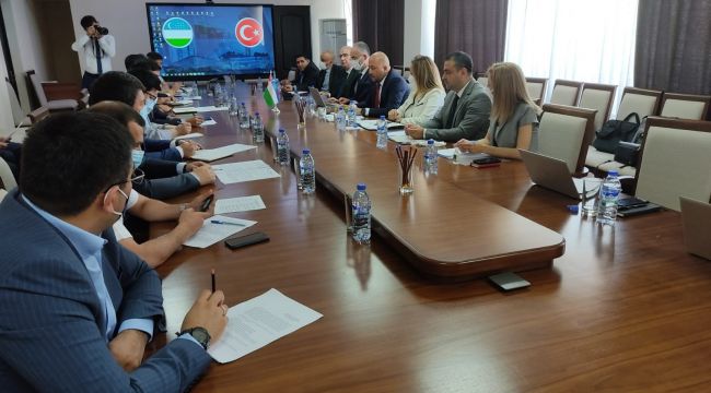 Özbekistan ücretsiz geçiş belgesi kotasının 16 bine ulaştığını duyurdu