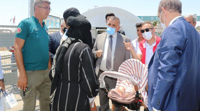 Sınırda bayram havası