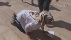 Sürüne sürüne girdiği sınavdan öğretmen olarak çıktı