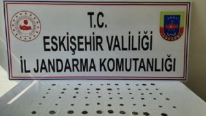 Tarihi eser niteliğindeki sikkeleri satmaya kalktı