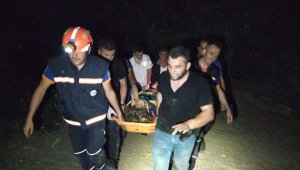 Uçurumdan düşen kadını, AFAD kurtardı