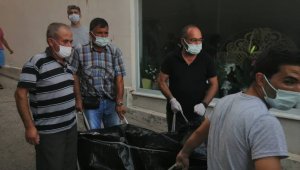 Yaşlı çift evlerinde ölü olarak bulundu