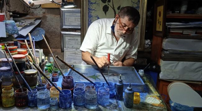 40 yaşından sonra öğrendiği sanatı aşkla yapıyor