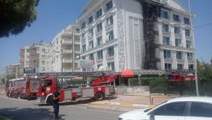 5 yıldızlı otelde yangın çıktı, müşteriler tahliye edildi