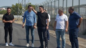 Aliağa'da yaz döneminde toplam 14 bin 620 ton asfalt atıldı