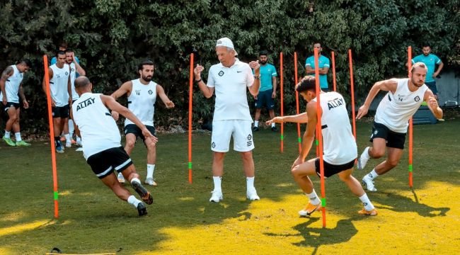 Altay, Fenerbahçe maçı hazırlıklarını sürdürüyor