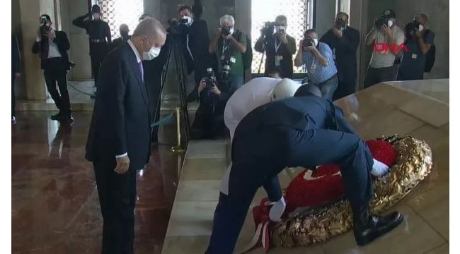 Ata'nın huzurundalar