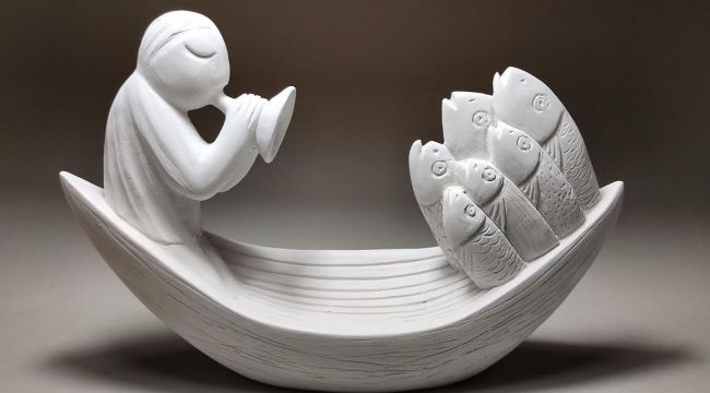 Ayvalık'a 'Barış' temalı beş yeni heykel 