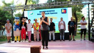 Balçova'da çocuklara Zafer Bayramı şenliği