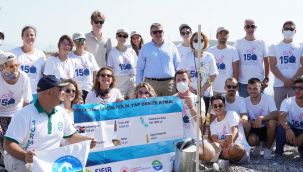 Başkan Oran, çöp topladı, fidan dikti