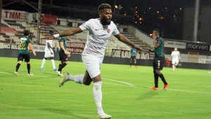 Boupendza Katar yolcusu