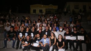 Bucalı tiyatroseverler buluştu