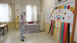 Çiğli'de okullara dezenfekte