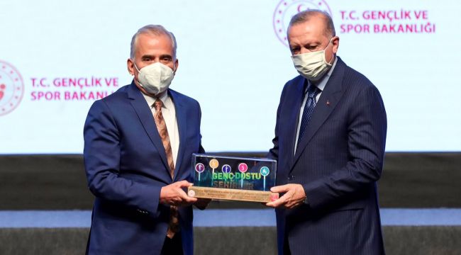 Denizli'ye 'Genç Şehirler' ödülü
