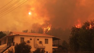 Dizi çekimlerinin yapıldığı köy alevlere teslim