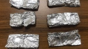 Durdurulan araçtan uyuşturucu çıktı