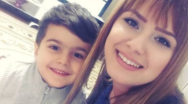 Ensar annesinin soyadını aldı