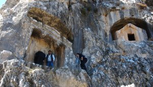 Gizemli kent 'Thera' gün yüzüne çıkıyor