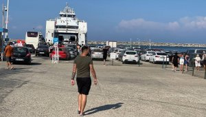 Gökçeada'dan dönen tatilcilerin feribot çilesi