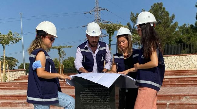 İzmir'de park ihalelerine "yeni mezun" şartı