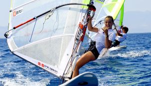 İzmirli sörfçüler yine tarih yazdı