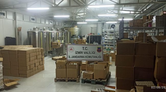 Kaçak parfüm üretim merkezine operasyon