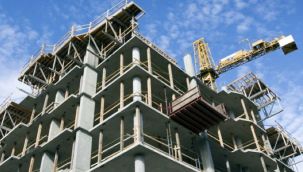 Müteahhitler inşaatları durduruyor