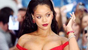 Rihanna'dan teklif var