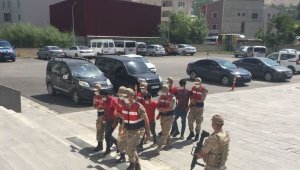 Sempatizanlar gözaltına alındı