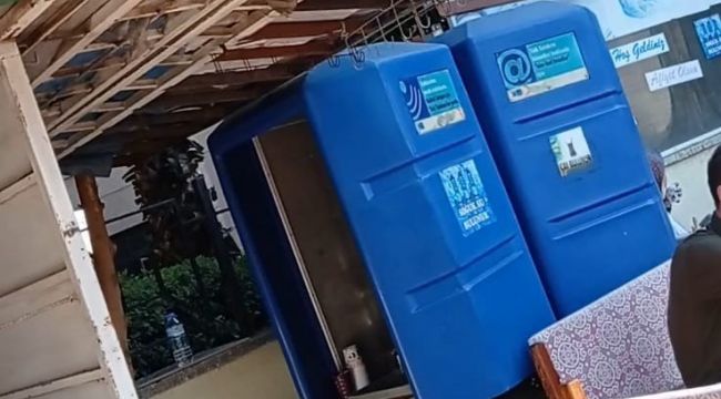 Tarih olan telefon kulübesi çay ocağı oldu