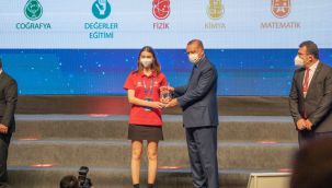 TÜBİTAK'ın en prestijli ödülü Çakabey Okulları'na