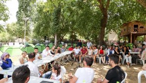 Türkiye'nin 35 üniversitesinden gençler Buca'yı keşfetti