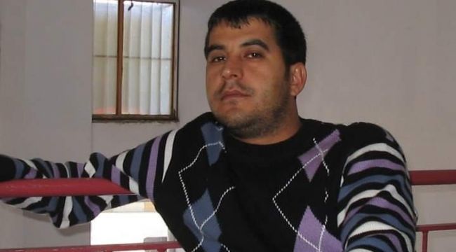 Yangından etkilenenlere su taşırken hayatını kaybetti