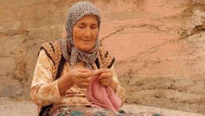 5 çocuk annesi kadın serada ölü bulundu