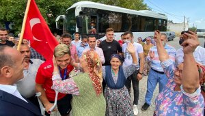 Ampute Milli Futbolcu'ya coşkulu karşılama