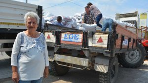 Ayvalık'ta şefkatli ellerden sımsıcak yardım
