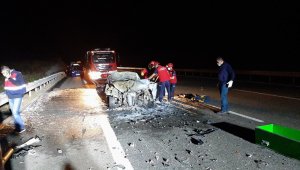 Balıkesir'de 3 araç çarpıştı, 2 kişi hayatını kaybetti