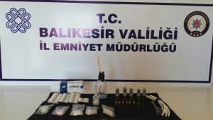 Balıkesir'de polisten 13 kişiye gözaltı