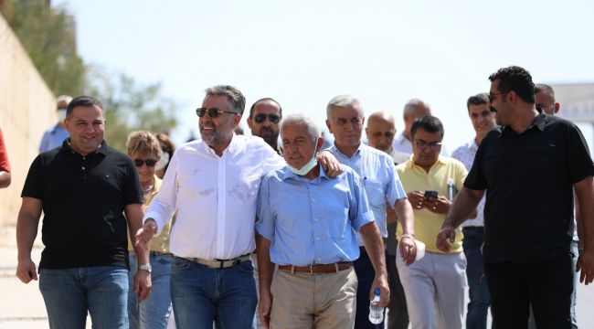 Başkan Sandal, mahalle mesaisine Körfez ve Alpaslan ile devam etti