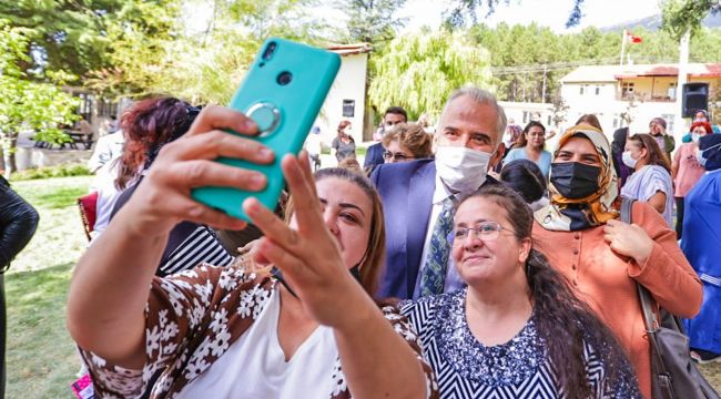 Başkan Zolan yaz kampı finalinde kadınlara buluştu