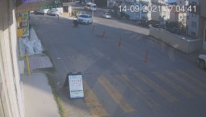 Bebek arabası apartman bahçesine düştü