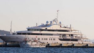 Bodrum'da 118 milyon dolarlık yüzen saray