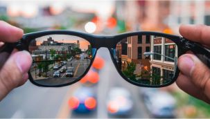 Bu gözlükler çeviri yapıyor, yol gösteriyor, fotoğraf çekiyor