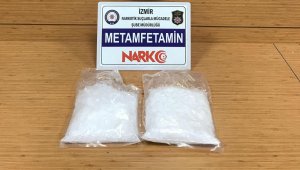 Çantasından 1 kilo uyuşturucu madde çıktı