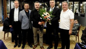 Çeşme Emniyet Müdürü Gürcan Alev'e veda yemeği