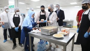 DEÜ'de kazanlar birlik ve berberlik için kaynadı