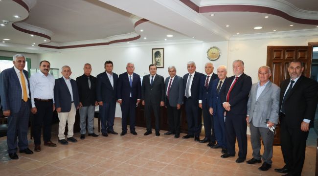 Esnaf, Belediye Başkanı Batur'a desteği için teşekkür etti