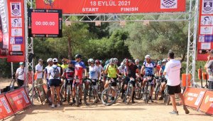 Farkındalık için pedal çevirdiler